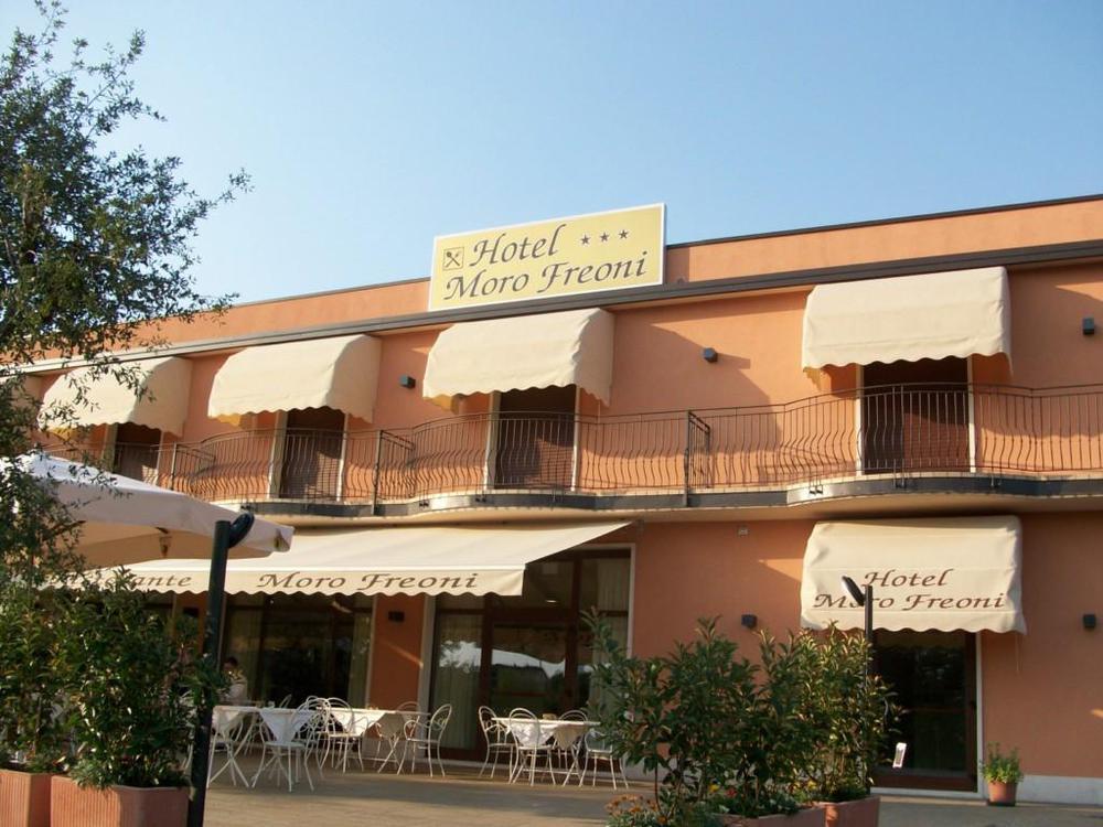 Hotel Moro Freoni Сан-Пьетро-ин-Карьяно Экстерьер фото