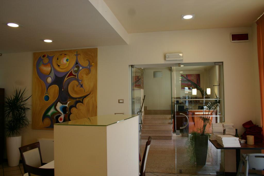 Hotel Moro Freoni Сан-Пьетро-ин-Карьяно Экстерьер фото