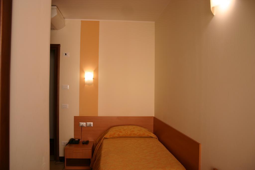 Hotel Moro Freoni Сан-Пьетро-ин-Карьяно Номер фото